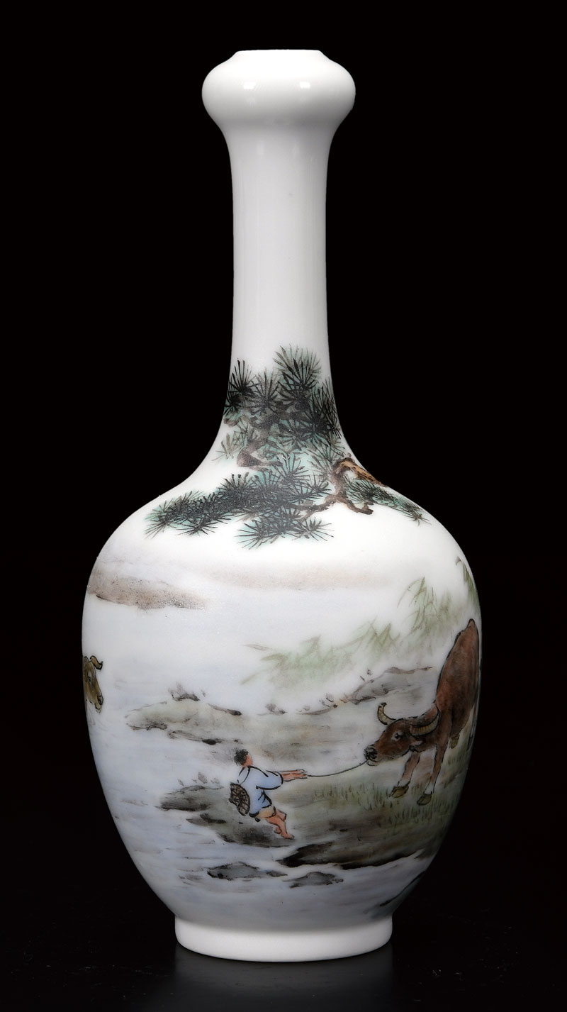 《浴牛图蒜頭瓶》 尺寸7 cm x 16 cm